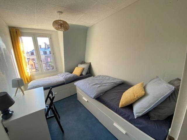 Hébergement de vacances Grand Palais - 5 Bedroom House - 8 Beds *
